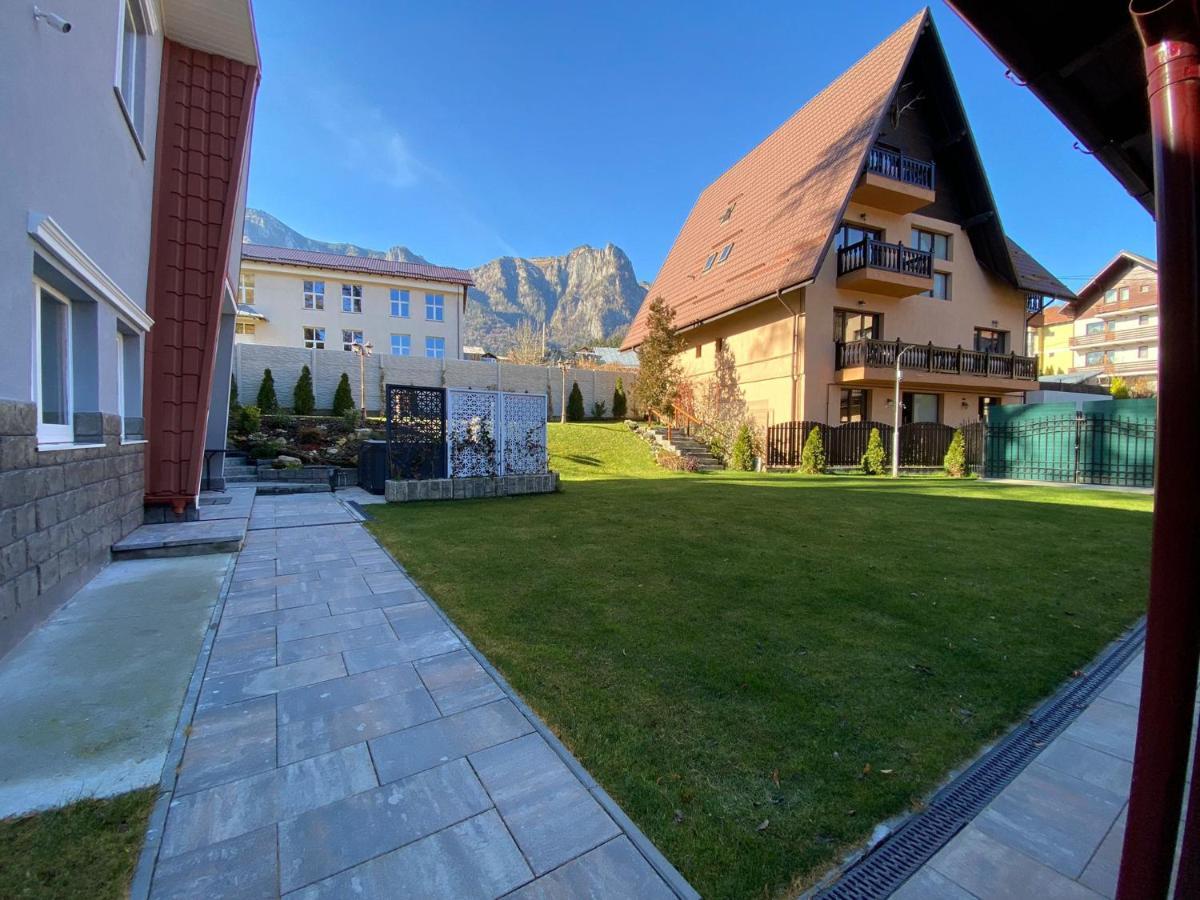 Royal Inn Busteni-Adults Only エクステリア 写真