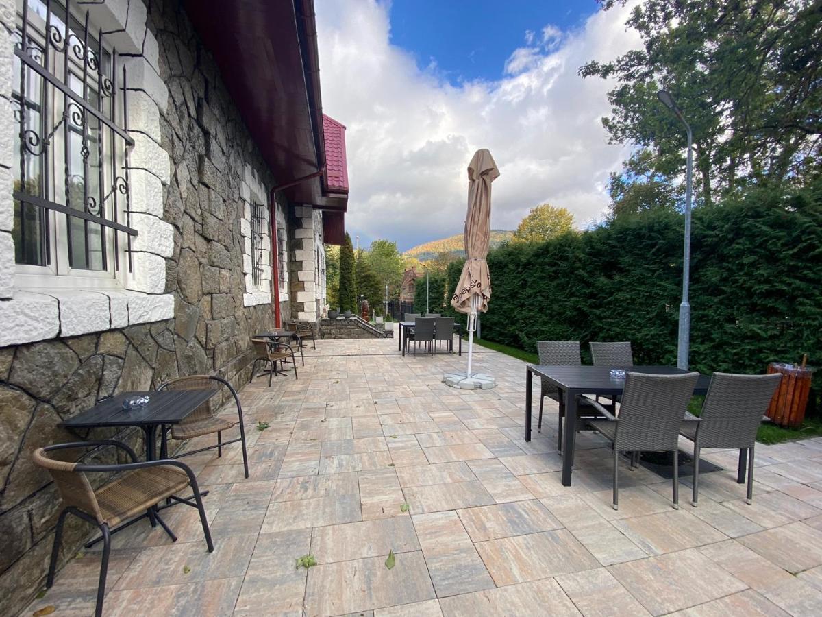 Royal Inn Busteni-Adults Only エクステリア 写真