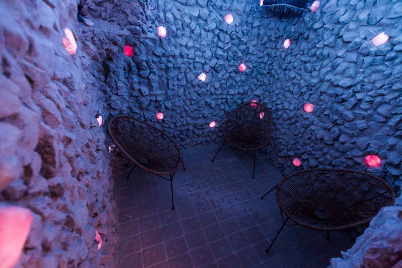 Royal Inn Busteni-Adults Only エクステリア 写真