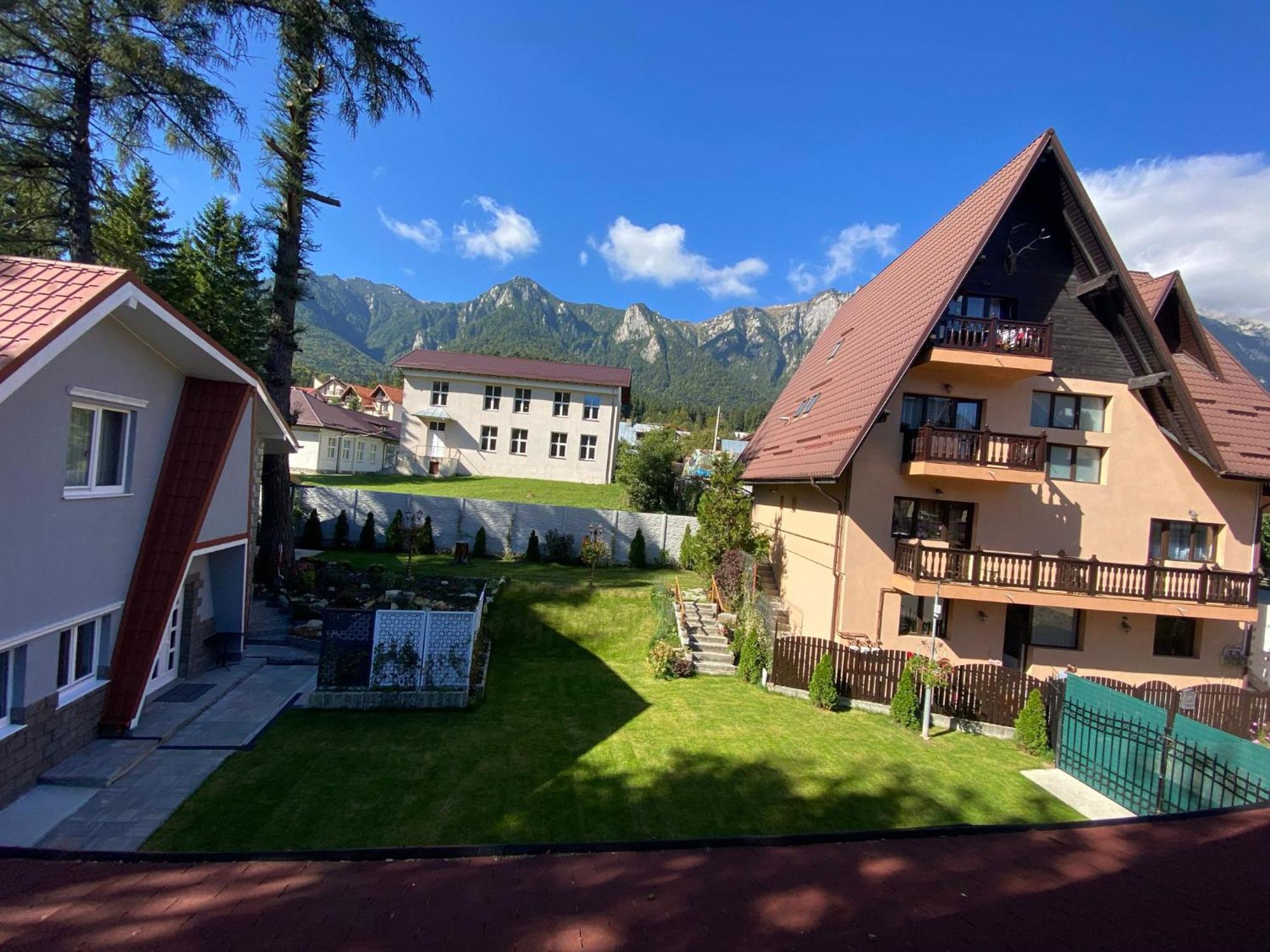 Royal Inn Busteni-Adults Only エクステリア 写真
